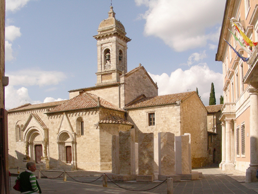 Collegiata e Palazzo Chigi, San Quirico d'Orcia