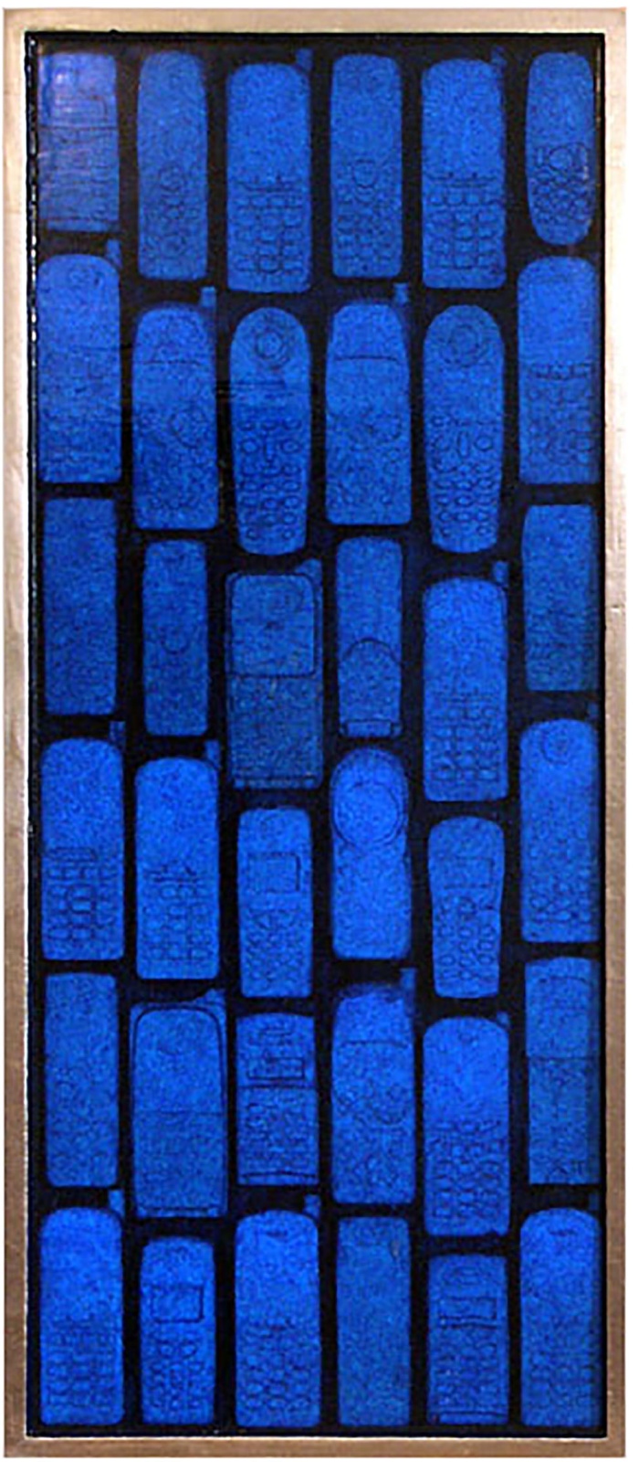 LE VOCI DELLE SIRENE . 2006 - teatrino con 36 telefoni, colore acrilico, resina, foglia d'oro, cm. 86 x 38 x 5
Collezione Francesca Casa, Roma